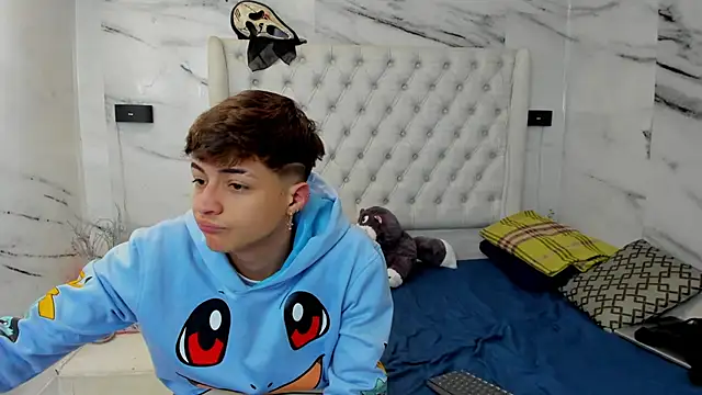 Ari and Storm online show from January 11, 2:55 pm