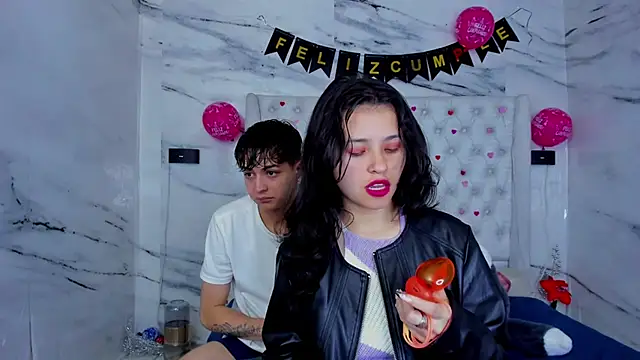 Ari and Storm online show from March 22, 1:47 pm