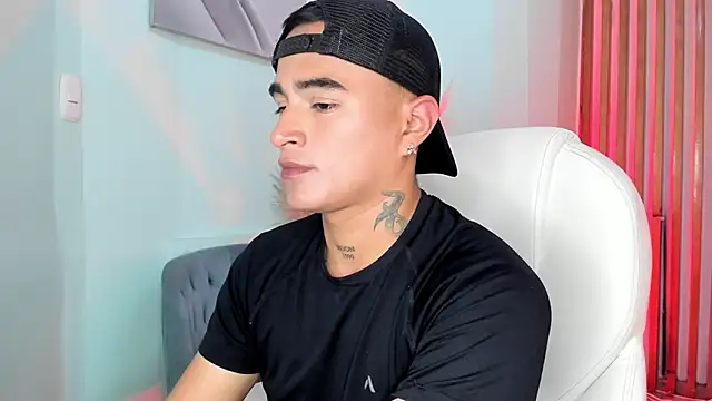 Snapshot of LiamDeep chatting on September 10, 8:53 pm LiamDeep online show from September 10, 8:53 pm