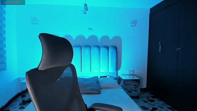 Snapshot of LiamDeep chatting on September 17, 4:14 am LiamDeep online show from September 17, 4:14 am