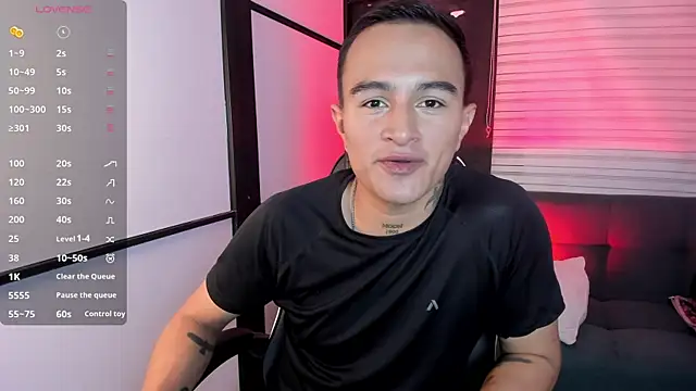 Snapshot of LiamDeep chatting on September 23, 9:18 pm LiamDeep online show from September 23, 9:18 pm