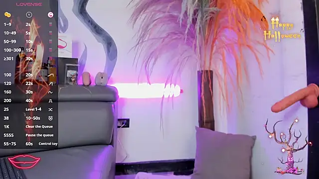 Snapshot of LiamDeep chatting on October 26, 8:48 pm LiamDeep online show from October 26, 8:48 pm