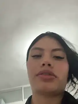 Snapshot of fendi_E chatting on September 11, 4:01 am fendi E online show from September 11, 4:01 am