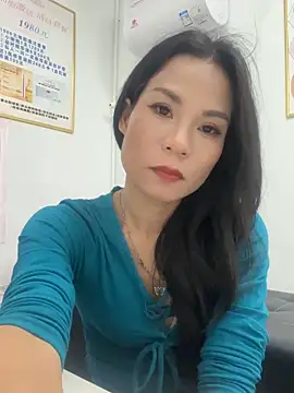 Baby-mmm online show from November 8, 4:29 pm