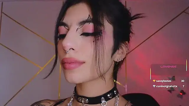 Snapshot of Hollyxx_ chatting on November 13, 1:59 am Hollyxx online show from November 13, 1:59 am