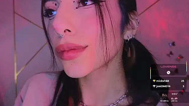 Snapshot of Hollyxx_ chatting on November 16, 10:48 pm Hollyxx online show from November 16, 10:48 pm