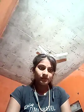 Snapshot of Jyoti_thakurr chatting on October 10, 4:28 pm Jyoti thakurr online show from October 10, 4:28 pm