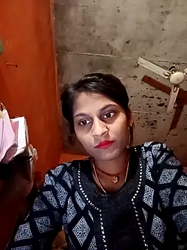 Snapshot of Jyoti_thakurr chatting on November 7, 2:17 pm Jyoti thakurr online show from November 7, 2:17 pm