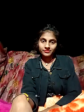 Snapshot of Jyoti_thakurr chatting on December 1, 2:00 pm Jyoti thakurr online show from December 1, 2:00 pm