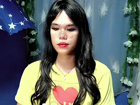 Snapshot of Kayra_Slut122 chatting on October 11, 4:49 pm Kayra Slut122 online show from October 11, 4:49 pm