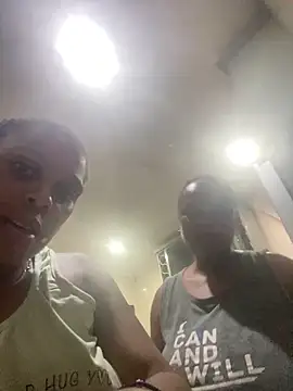 031bubbles online show from April 4, 5:43 pm