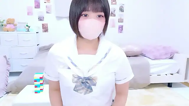 Hinata Sun online show from February 27, 1:22 pm