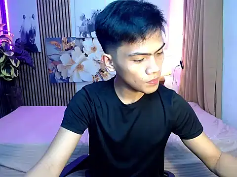 Snapshot of alex_cummer chatting on January 13, 5:02 am alex cummer online show from January 13, 5:02 am