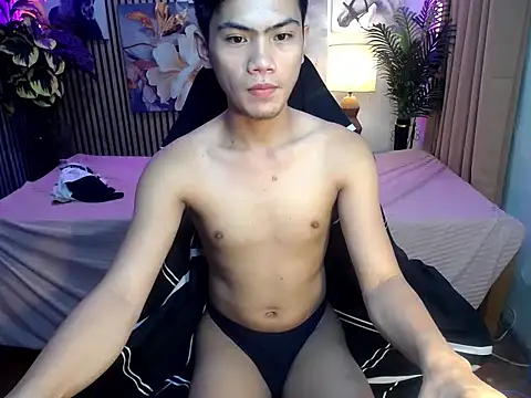 Snapshot of alex_cummer chatting on February 4, 5:30 pm alex cummer online show from February 4, 5:30 pm