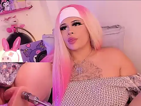 Missy Aprill online show from September 18, 2:08 pm