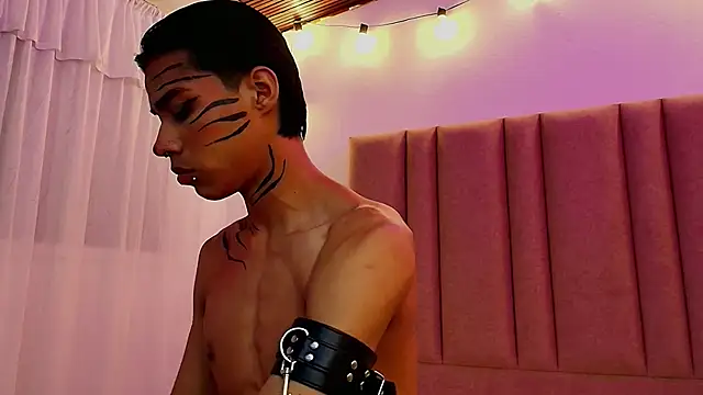 Snapshot of camilo_nom chatting on October 18, 4:26 am camilo nom online show from October 18, 4:26 am
