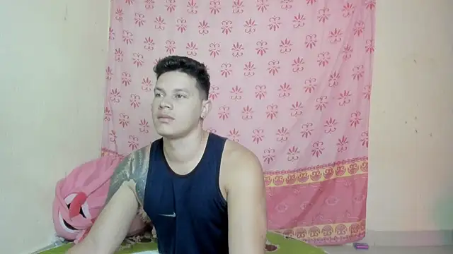 Snapshot of EclipseandFlame chatting on November 11, 1:44 pm EclipseandFlame online show from November 11, 1:44 pm