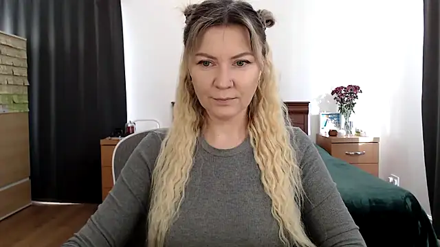 ParadiseAlina online show from November 21, 12:15 pm