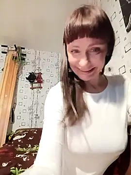 Lietta  online show from February 8, 1:03 pm