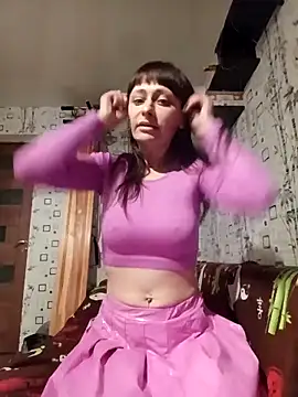 Lietta  online show from February 10, 7:07 pm