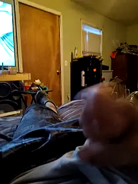 Wolfyking95 online show from October 8, 11:57 pm