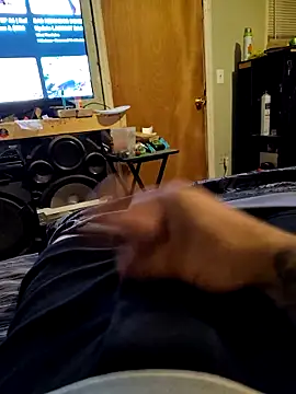 Wolfyking95 online show from October 13, 1:27 am