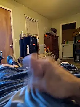 Wolfyking95 online show from November 6, 2:34 am