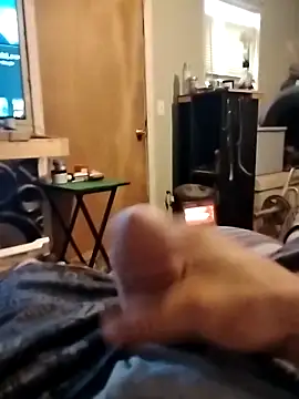 Wolfyking95 online show from March 28, 9:03 pm