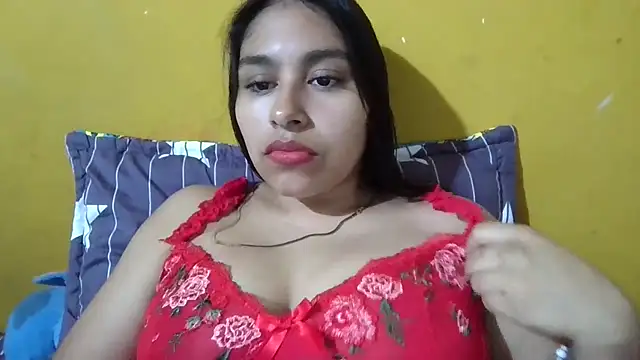 Snapshot of zairabreze chatting on October 11, 3:21 pm zairabreze online show from October 11, 3:21 pm