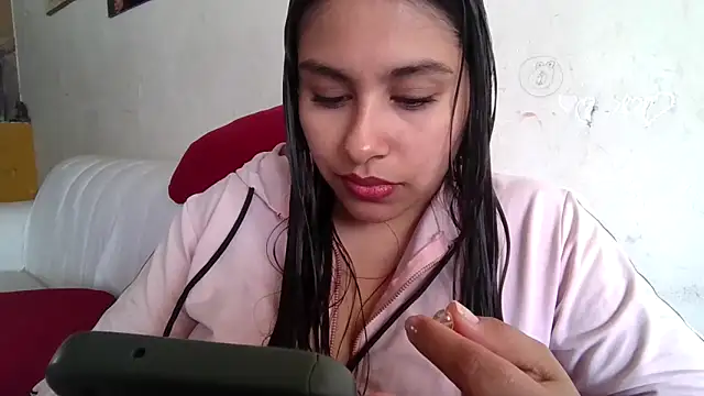 Snapshot of zairabreze chatting on November 7, 2:28 pm zairabreze online show from November 7, 2:28 pm
