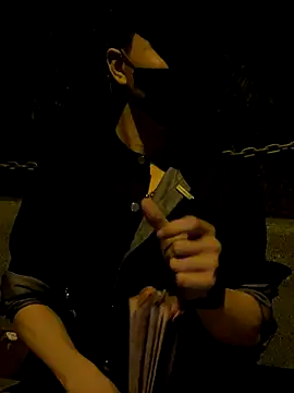 anhkiet huang online show from November 3, 1:45 pm