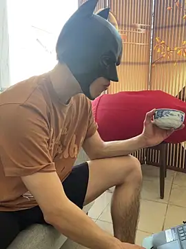 anhkiet huang online show from December 16, 8:30 am