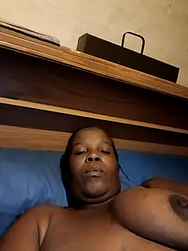 sweetdebbiexxxx online show from November 18, 2:28 am