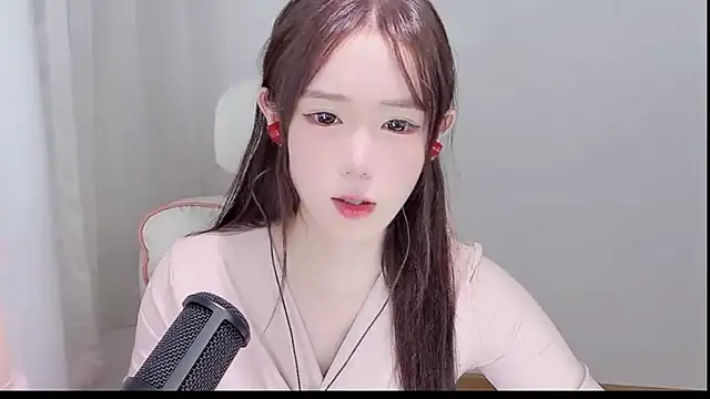 Xiao-runbao online show from October 12, 10:03 am