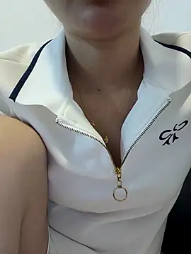 Snapshot of susu_baby chatting on May 14, 1:18 pm susu baby online show from May 14, 1:18 pm