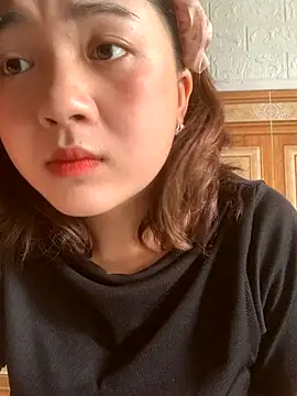 Snapshot of Lonnina chatting on October 10, 1:59 am Lonnina online show from October 10, 1:59 am