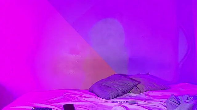 Laura and Kevin online show from October 2, 2:57 pm