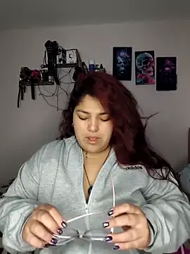 Snapshot of kendra_lil_evill chatting on April 25, 10:40 am kendra lil evill online show from April 25, 10:40 am