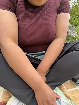 Luci Sweet22 online show from April 3, 6:39 pm