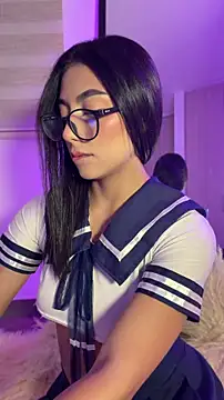 Snapshot of Tessa__Winslow chatting on April 14, 4:18 am Tessa Winslow online show from April 14, 4:18 am