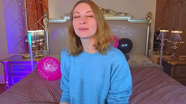 Snapshot of Katherine_Loveau chatting on September 26, 11:47 am Katherine Loveau online show from September 26, 11:47 am