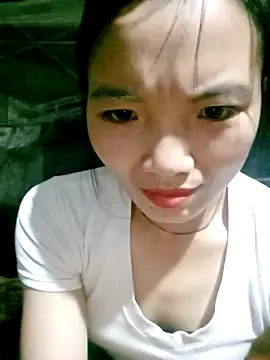 Snapshot of ngan-cute chatting on October 8, 1:58 am ngan-cute online show from October 8, 1:58 am