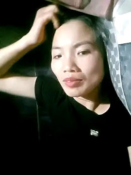 Snapshot of ngan-cute chatting on October 17, 1:25 pm ngan-cute online show from October 17, 1:25 pm