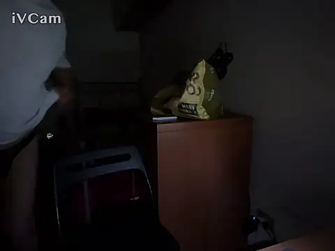 Snapshot of Pigna16PSRN chatting on February 18, 12:39 am Pigna16PSRN online show from February 18, 12:39 am