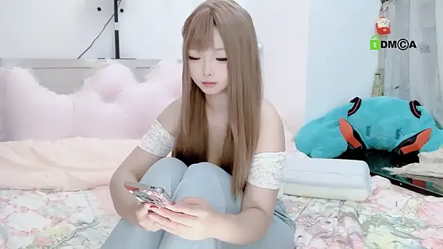 liuruyuan888 online show from September 18, 10:50 am