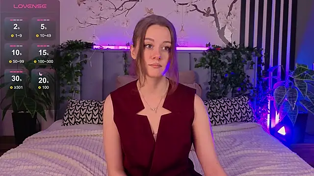 Snapshot of SkyHelen chatting on November 28, 4:15 am SkyHelen online show from November 28, 4:15 am