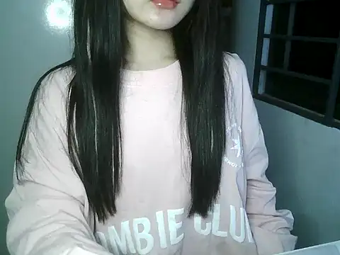 Snapshot of Annabelle-e chatting on December 16, 5:07 pm Annabelle-e online show from December 16, 5:07 pm