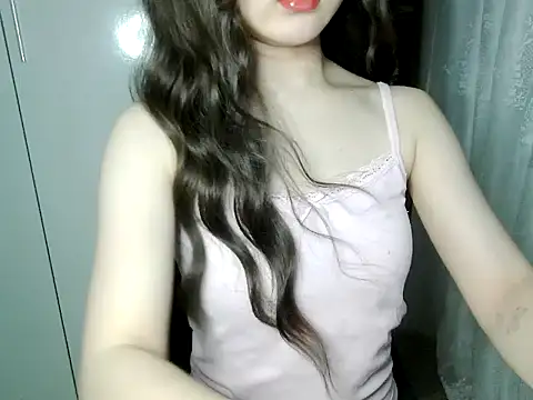 Annabelle-e online show from June 3, 7:08 pm