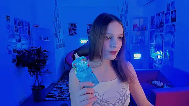 JenniferKiim online show from February 5, 8:52 am