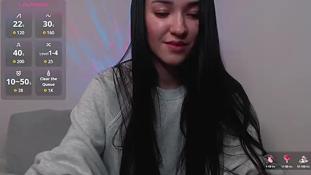 Snapshot of Veliora chatting on October 5, 10:46 am Veliora online show from October 5, 10:46 am